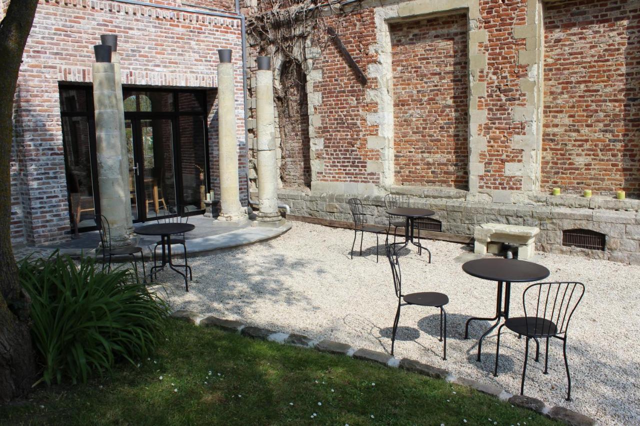 Chateau De Ruesnes Exterior photo